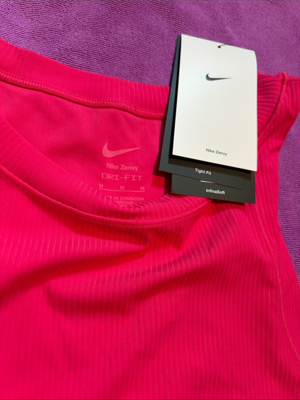 🩷 Nike Women’s Zenvy DRI-FIT Hot Pink Ribbed Tank. Size Medium - Picture 2 of 5